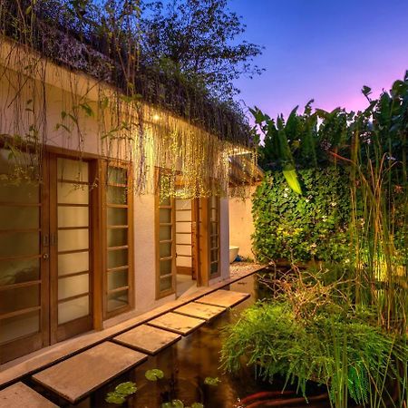 Villa Bali Asri Batubelig Семиняк Екстериор снимка