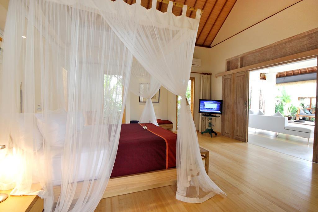 Villa Bali Asri Batubelig Семиняк Стая снимка