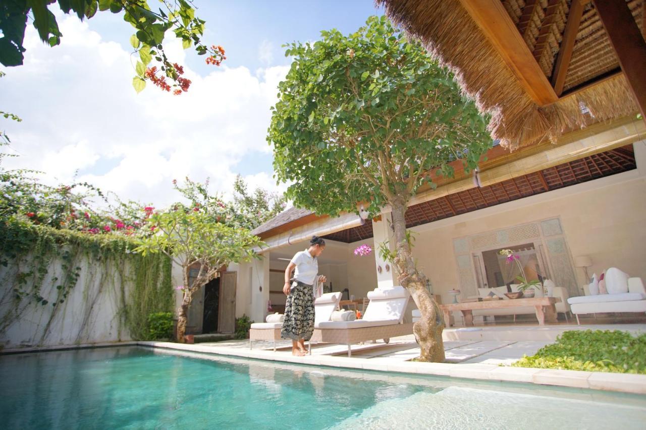 Villa Bali Asri Batubelig Семиняк Екстериор снимка