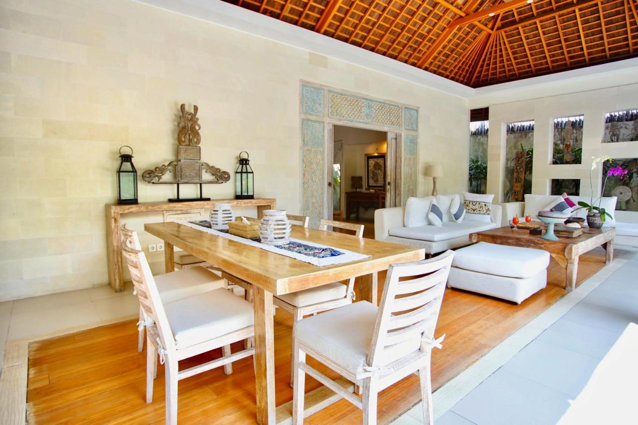 Villa Bali Asri Batubelig Семиняк Екстериор снимка